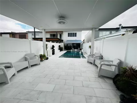 1699 W 72nd St, Hialeah, FL 33014 photo 6