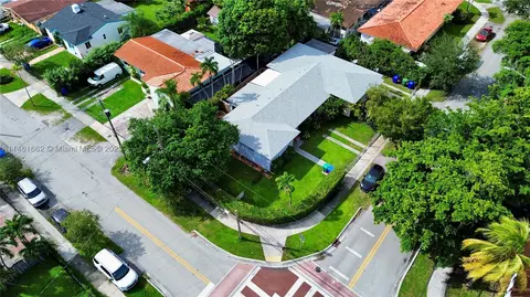 1376 SW 36th Ave, Miami, FL 33145
