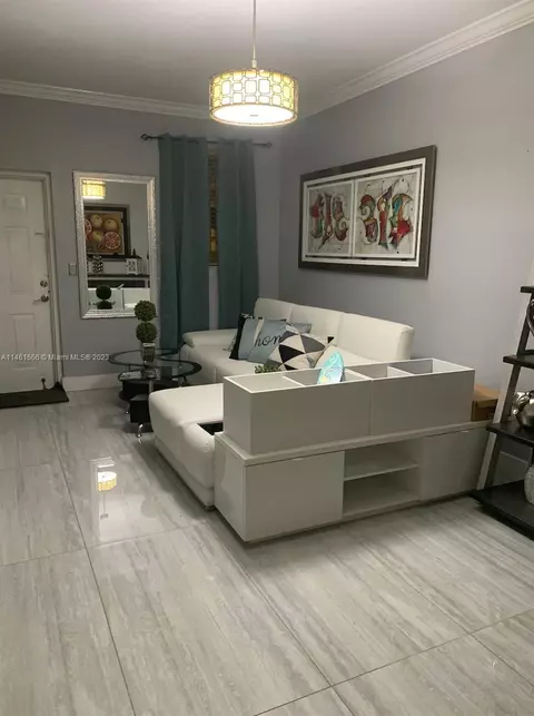 17630 NW 73rd Ave #105-4, Hialeah, FL 33015