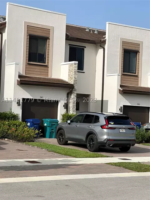 541 NE 206th Ln #PASEOS, Miami, FL 33179