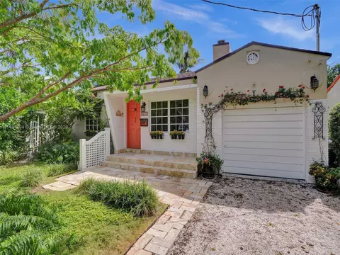 4642 SW 12th St, Miami, FL 33134