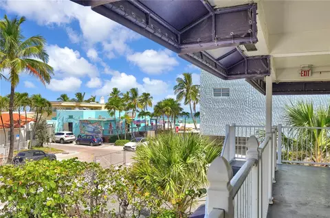 322 Taylor St #2B, Hollywood, FL 33019
