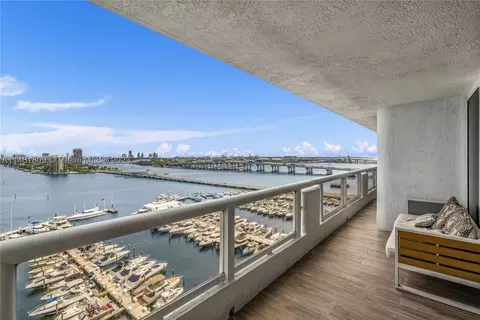 1717 N Bayshore Dr #A-1632, Miami, FL 33132