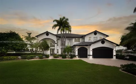2521 SW 102nd Dr, Davie, FL 33324