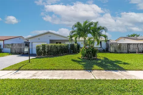 7810 NW 46th Ct, Lauderhill, FL 33351