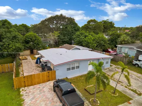 4040 NE 12th Ter, Pompano Beach, FL 33064