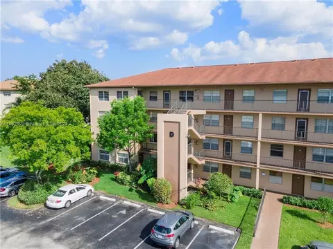 13450 SW 3rd St #403D, Pembroke Pines, FL 33027