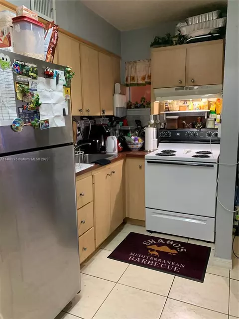 1525 NW 19th Ter #14, Miami, FL 33125