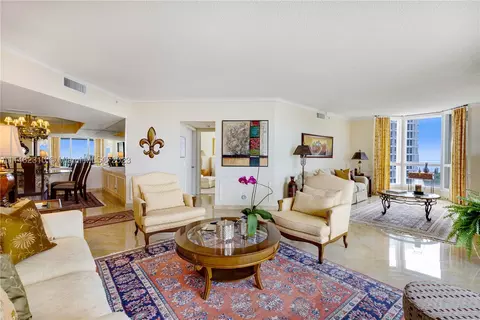 21205 Yacht Club Dr #2203, Aventura, FL 33180