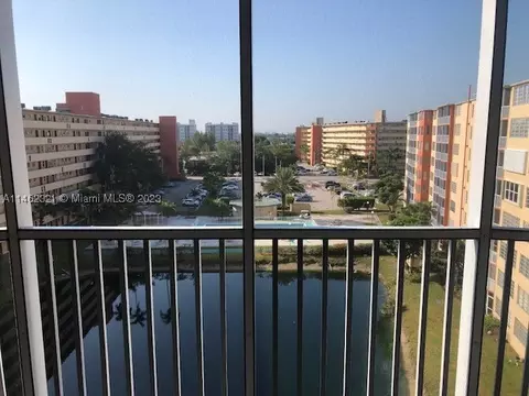 1770 NE 191st St #705-1, Miami, FL 33179