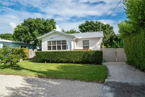 44 Jewfish Ave, Key Largo, FL 33037