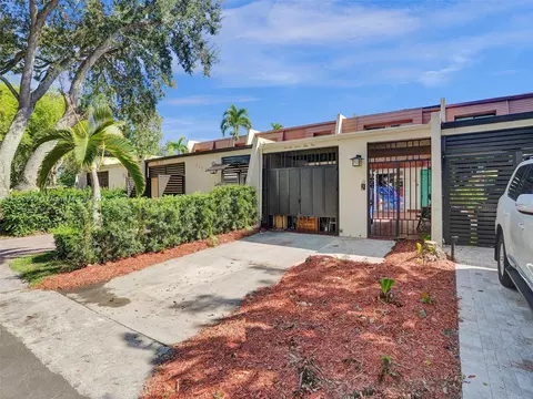 7751 SW 102nd Pl, Miami, FL 33173