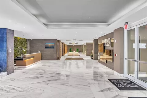 400 Sunny Isles Blvd #405, Sunny Isles Beach, FL 33160
