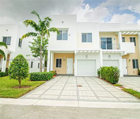 10239 NW 72nd Ter #10239, Doral, FL 33178