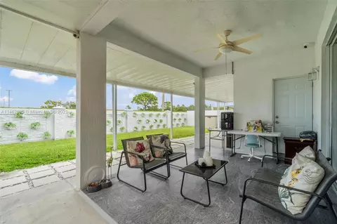 13591 SW 176th Ter, Miami, FL 33177 photo 8