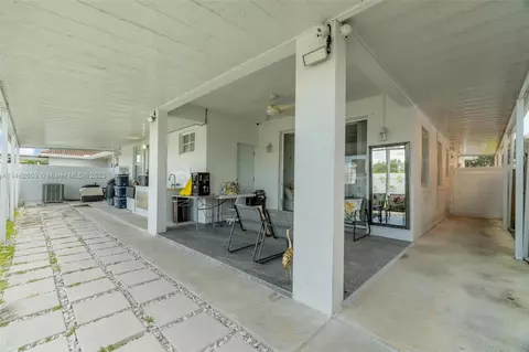 13591 SW 176th Ter, Miami, FL 33177 photo 7