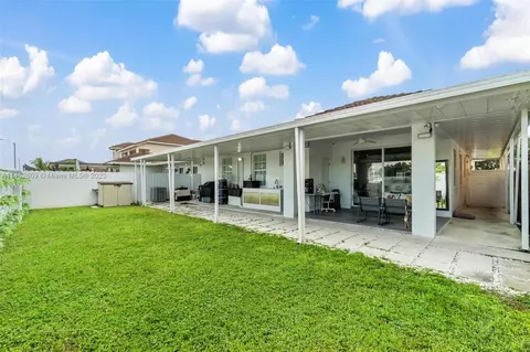 13591 SW 176th Ter, Miami, FL 33177 photo 9