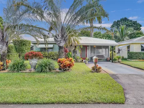 380 NW 46th St, Oakland Park, FL 33309