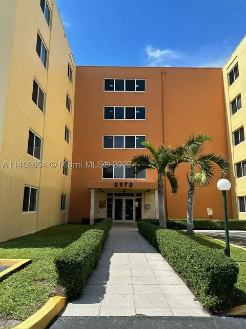 6970 NW 186th St #3-502, Hialeah, FL 33015