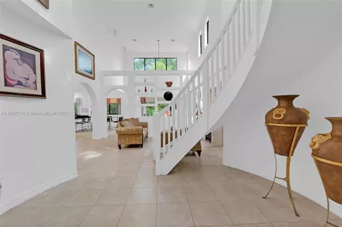 11695 NW 2nd St, Plantation, FL 33325