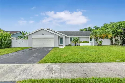 16455 SW 299th Dr, Homestead, FL 33033