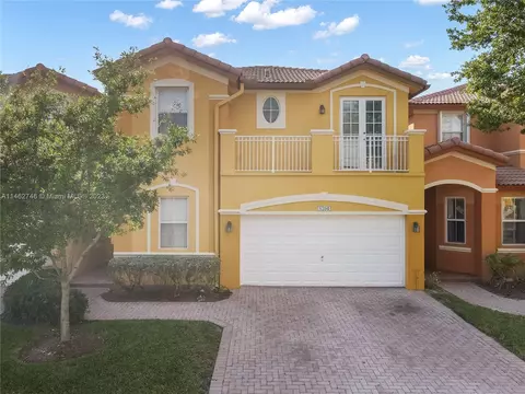 8394 NW 113th Path, Doral, FL 33178