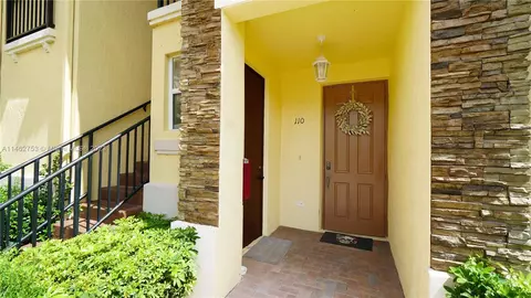 1690 NE 33rd Ave #110-6, Homestead, FL 33033