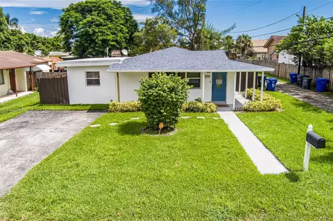 913 N 32nd Ave, Hollywood, FL 33021