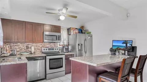 3477 SW 52nd Ave #3477, Pembroke Park, FL 33023