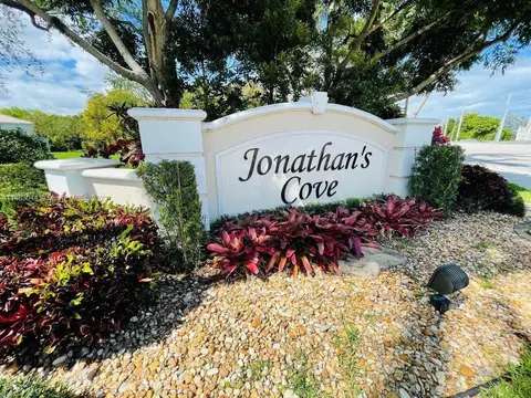 4956 Palmbrooke Cir #4956, West Palm Beach, FL 33417