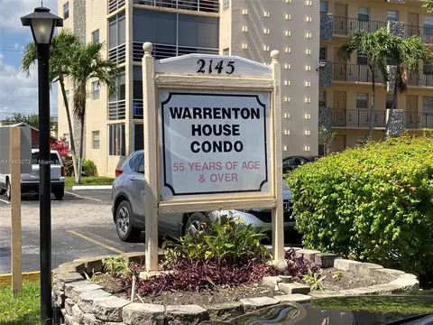 2145 Pierce St #307, Hollywood, FL 33020