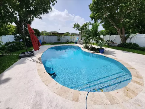 2120 NW 66th St, Miami, FL 33147