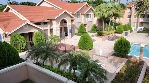 15751 SW 106th Ter #305, Miami, FL 33196