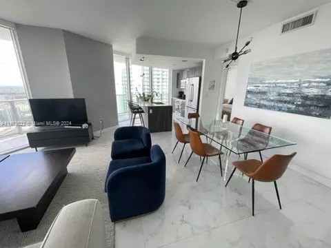 488 NE 18th St #4201, Miami, FL 33132