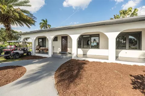 3851 NW 94th Ave, Hollywood, FL 33024