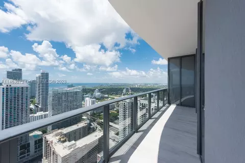 45 SW 9 #4203, Miami, FL 33130