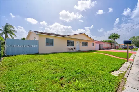 12524 SW 27th St, Miami, FL 33175