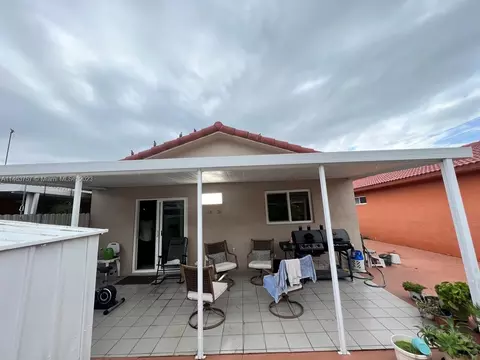 7573 W 29th Ln, Hialeah, FL 33018 photo 21