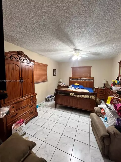 7573 W 29th Ln, Hialeah, FL 33018 photo 14