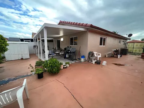 7573 W 29th Ln, Hialeah, FL 33018 photo 19