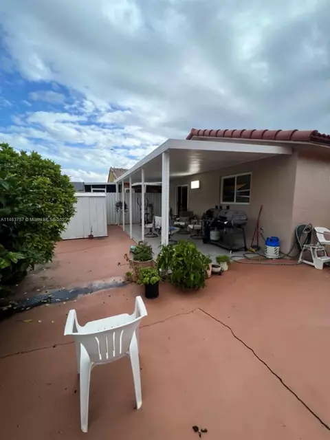 7573 W 29th Ln, Hialeah, FL 33018 photo 18