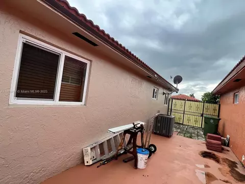 7573 W 29th Ln, Hialeah, FL 33018 photo 22