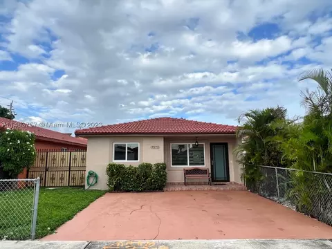 7573 W 29th Ln, Hialeah, FL 33018 photo 1