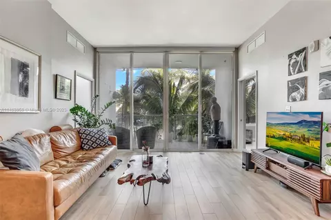 2100 Park Ave #203, Miami Beach, FL 33139