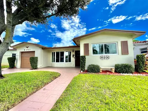 2141 N 55th Ave, Hollywood, FL 33021