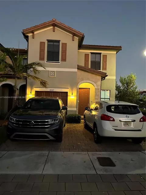 10307 W 34th Ct, Hialeah, FL 33018