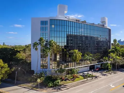 5781 Biscayne Blvd #304, Miami, FL 33137