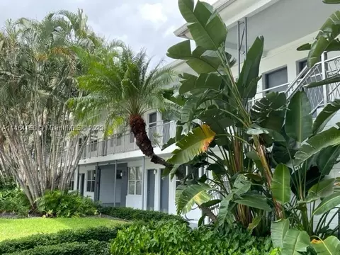2445 Lake Pancoast Dr #5, Miami Beach, FL 33140