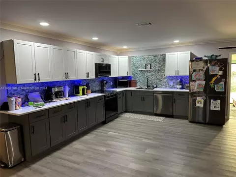1750 SW Castinet Ln, Port Saint Lucie, FL 34953
