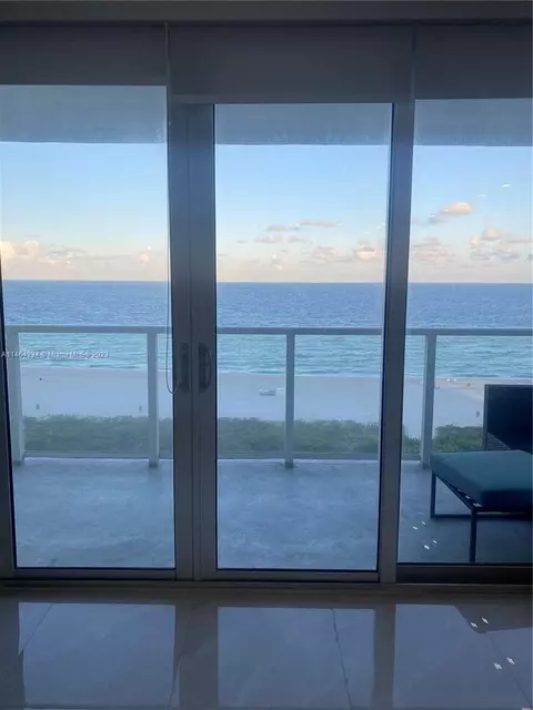 5701 Collins Ave #908, Miami Beach, FL 33140